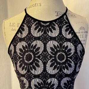 Gorgeous Banana Republic Long Fitted Dress: Size 4